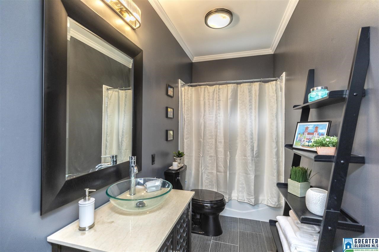 807 Greystone Highlands Drive Second Bathroom For Rent